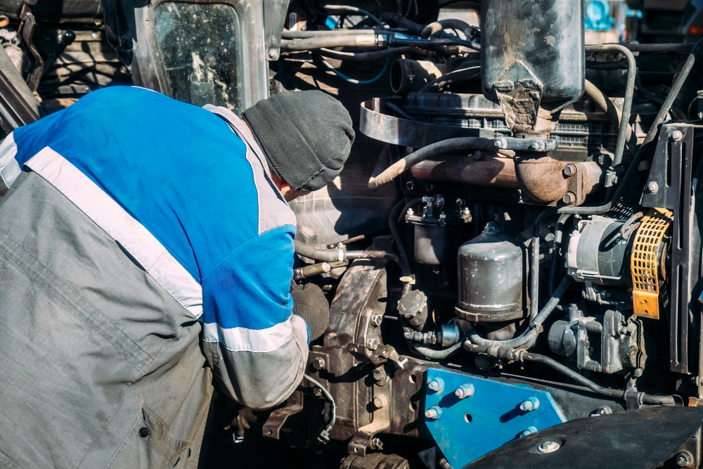 Auto Electrical Repair Trucks, Mining Equipment, and Heavy Vehicles